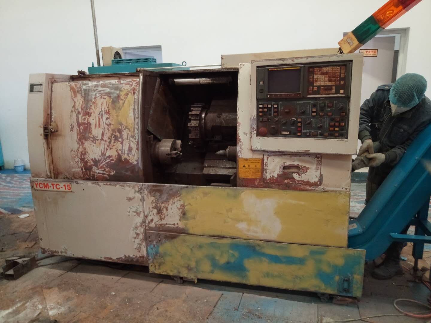 数控车床喷漆(前)